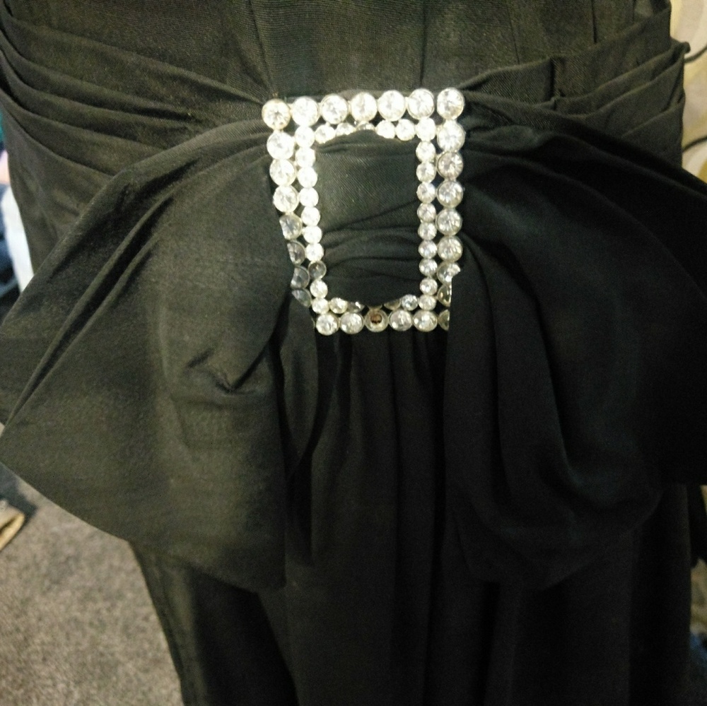 Black Vintage Cocktail Party Formal Dress - Picture 2 of 3